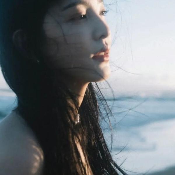 黑夜艳阳